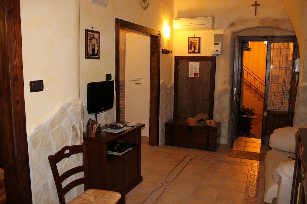 Domusfrumenti オーリア 部屋 写真